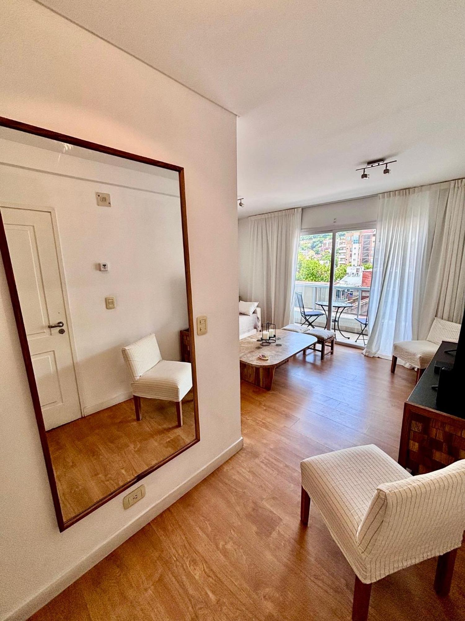 C2 Apartment